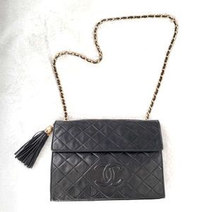 Vintage Lamb skin Chanel cross body bag